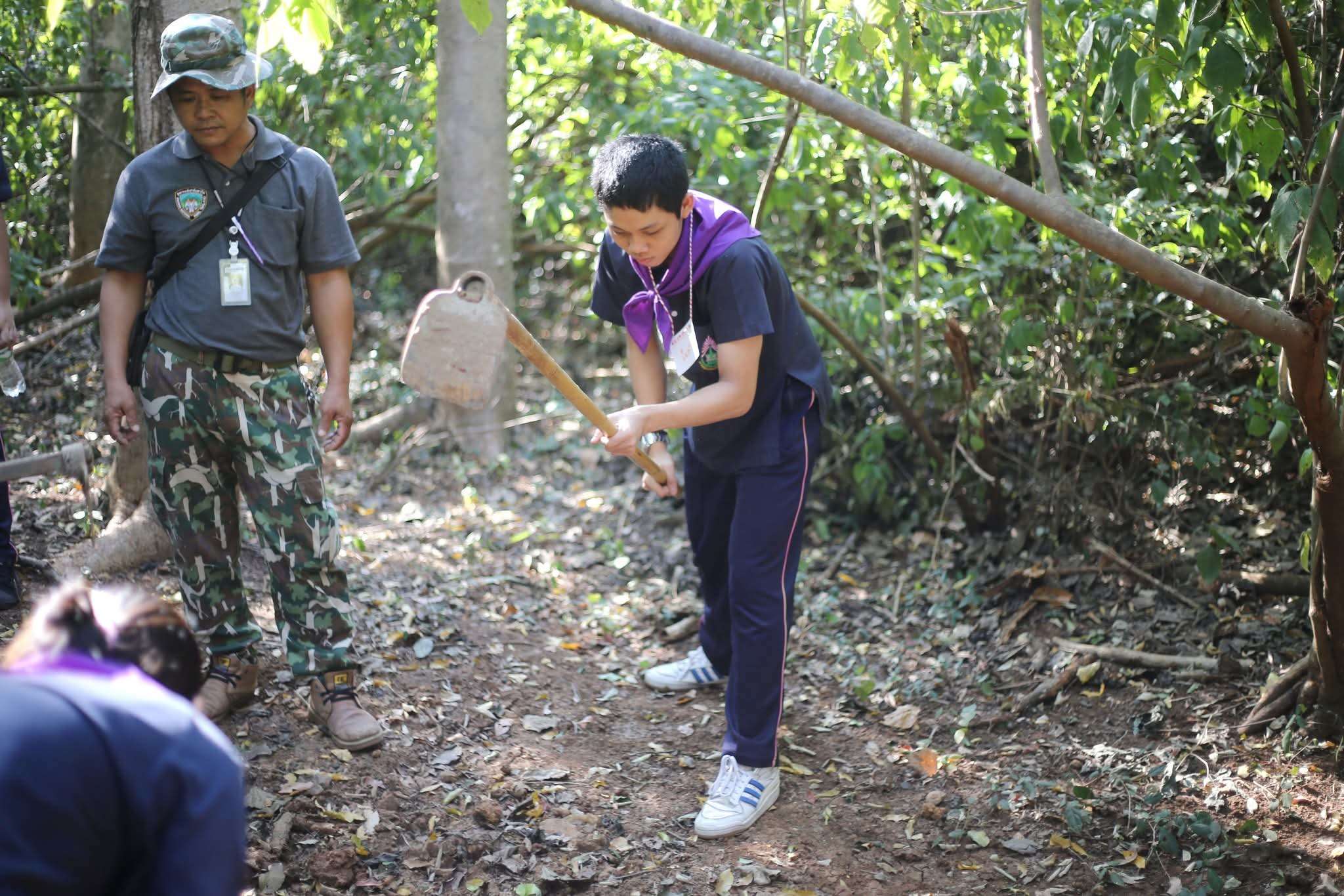 ทำดินโป่ง